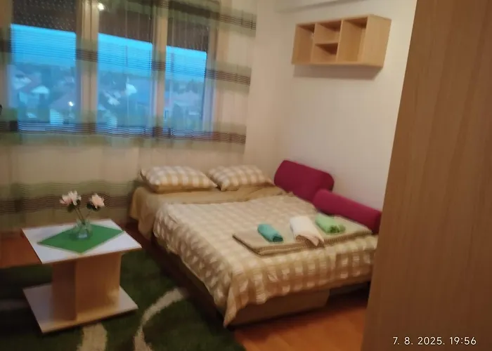 Krstic Διαμέρισμα *